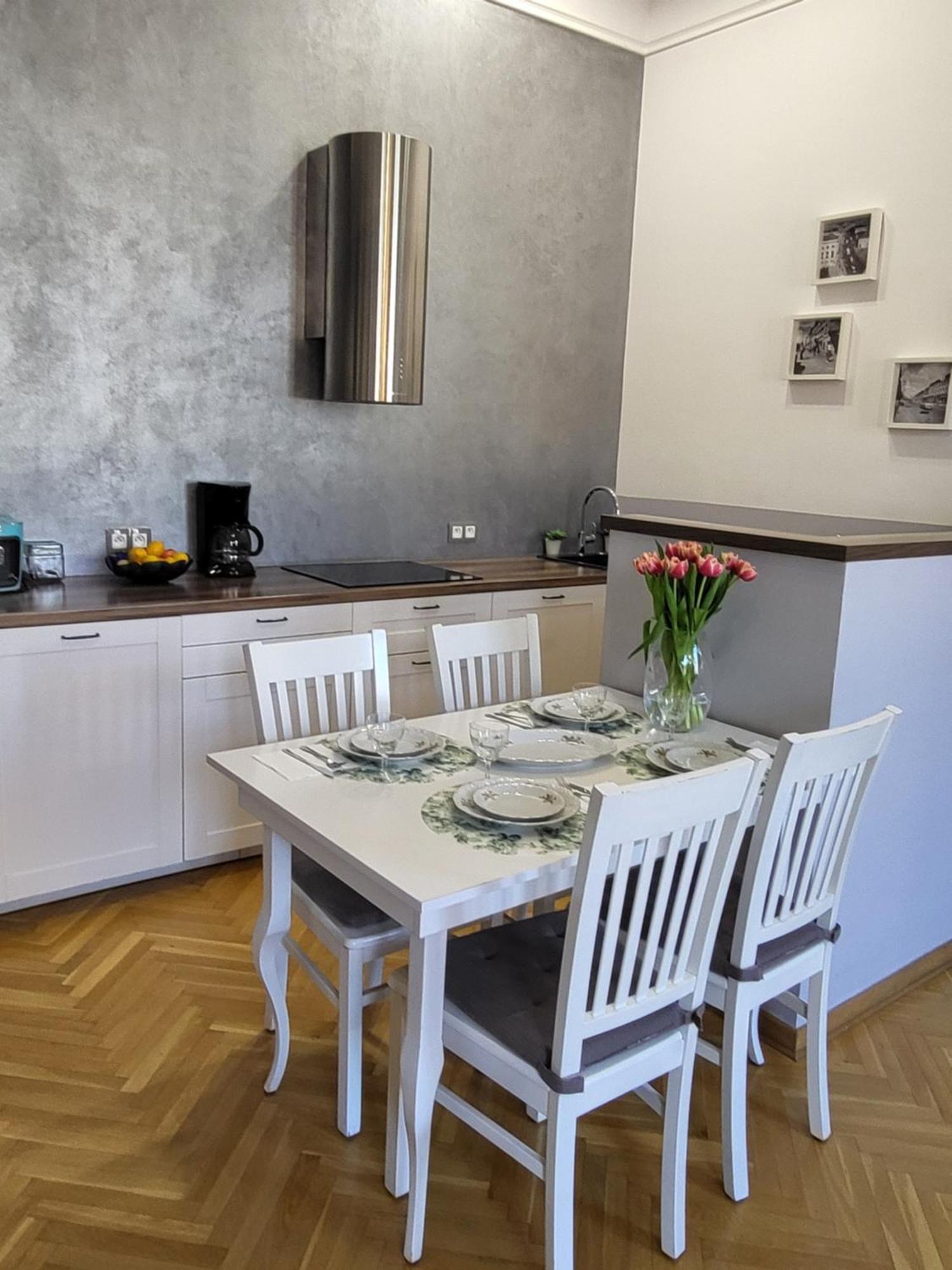 Appartement Novo Mundo à Varsovie Extérieur photo